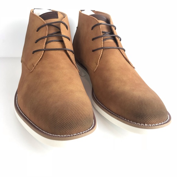 Steve Madden Men’s Tan Chukka Boots - Picture 3 of 6